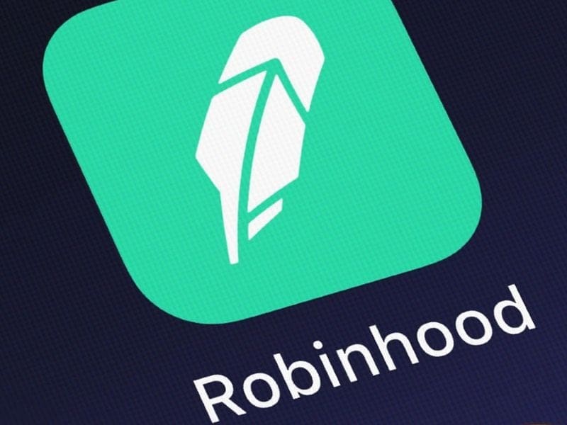 Robinhood (HOOD) Shares Slump 10% After Third-Quarter Earnings Miss: Analysts